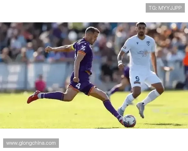 墨尔本城对决伯斯光荣精彩赛事回顾与分析